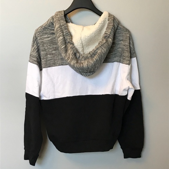 NEW VS PINK Sherpa Lined Hood Slouchy Full Zip - Picture 4 of 6